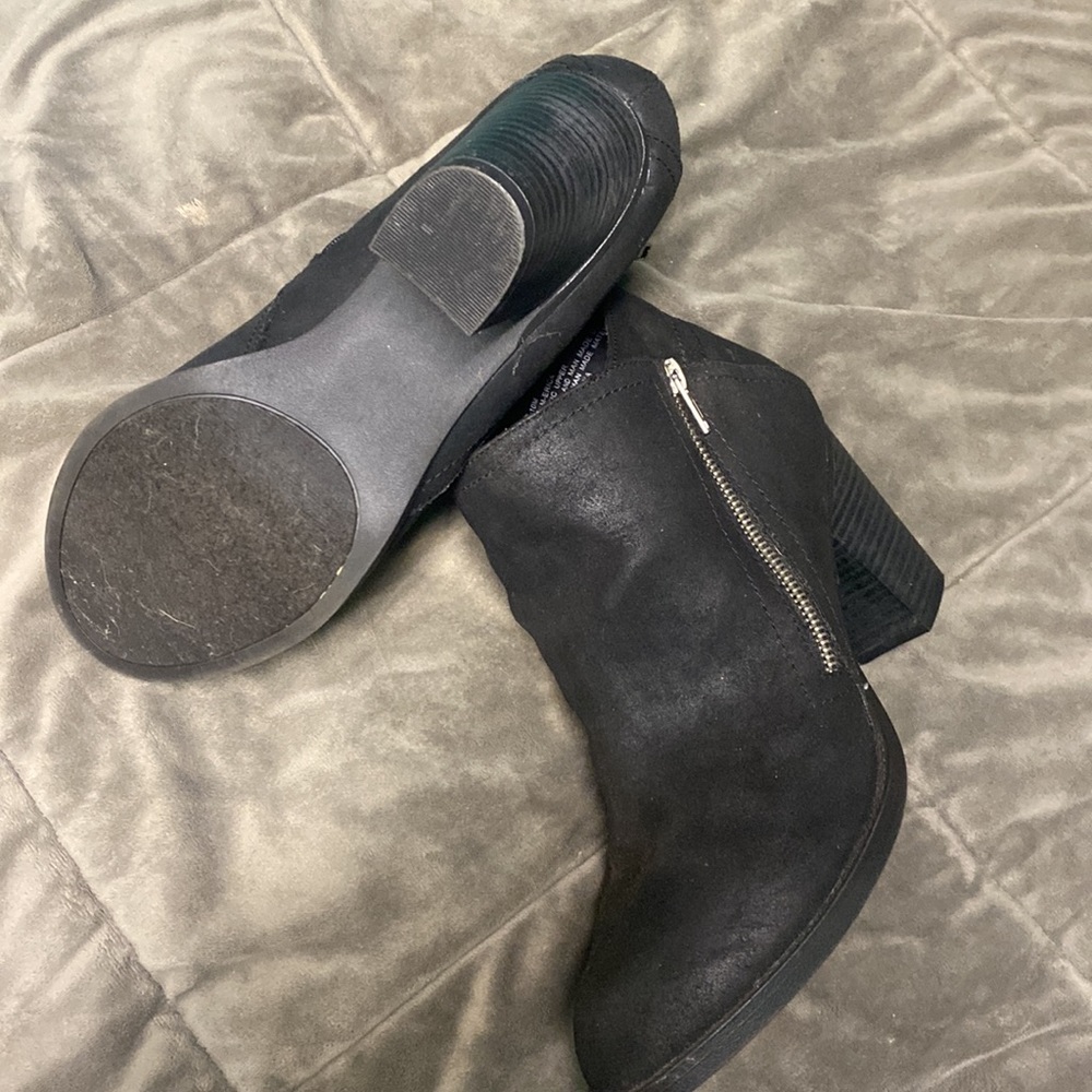 Boots - Picture 2 of 2